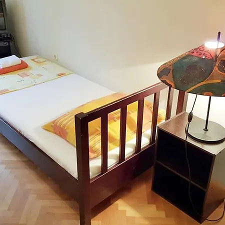 Apartments Kekez *