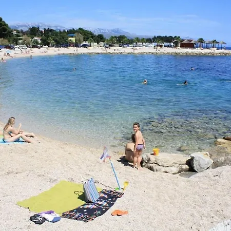 Split Rooms Appartement