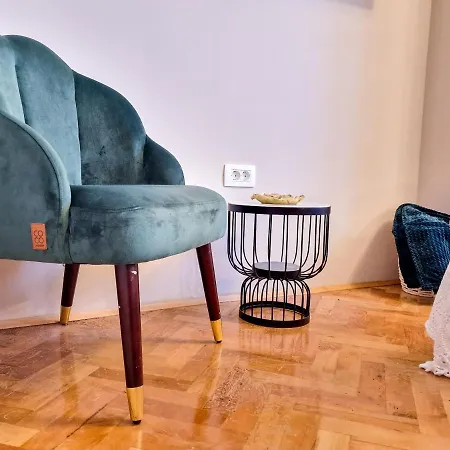 Apartments Kekez * سبليت