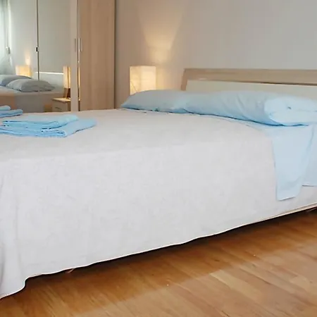 Apartments Kekez سبليت